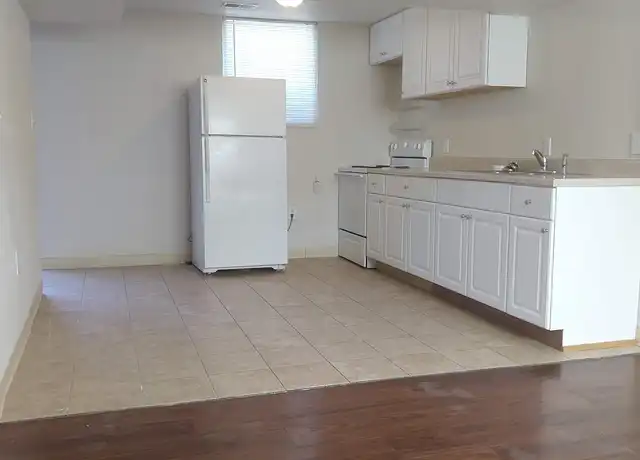 Property at 730 W 25th St Unit D, Lawrence, KS, 66046, 1 bed, 1 bath, [object Object]