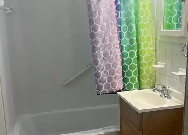 Property at 32 Pleasant Dr #19, Stoughton, MA, 02072, 2 beds, 1 bath, [object Object]