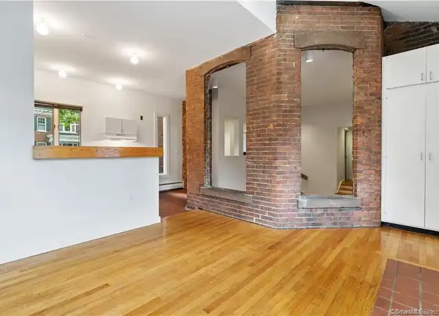 Property at 239 Bradley St Unit 1, New Haven, CT, 06510, 3 beds, 1 bath, [object Object]