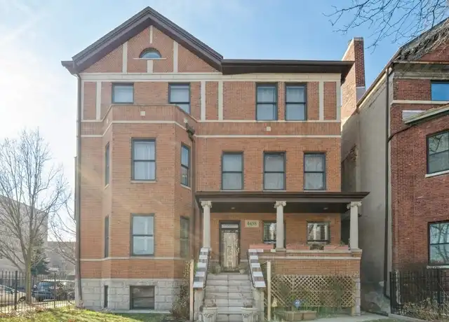 Property at 4458 S Greenwood Ave Unit 3W, Chicago, IL, 60653, 4 beds, 2 baths, [object Object]