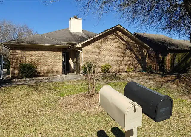 Property at 10822 Lynbrook Dr Unit a, Houston, TX, 77042, 3 beds, 2 baths, [object Object]