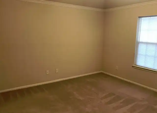 Property at 304 Chapel Trail Cir, Hewitt, TX, 76643, 3 beds, 2 baths, [object Object]