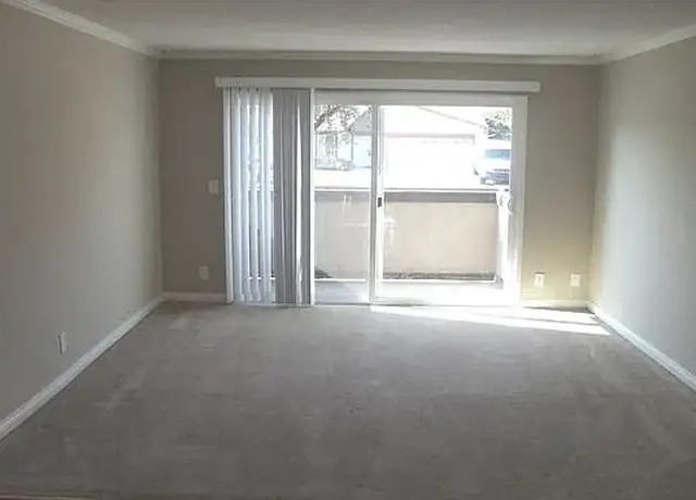 Photo of 1930 Yosemite Ave, Simi Valley, CA 93063