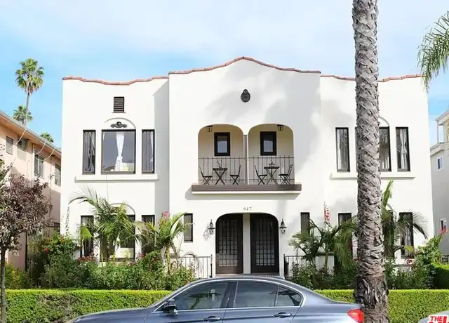 Property at 947 5th St Unit C, Santa Monica, CA, 90403, 2 beds, 1 bath, [object Object]