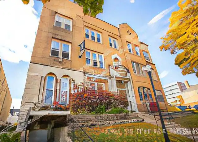Property at 611 N 20th St Unit 207, Milwaukee, WI, 53233, 1 bed, 1 bath, [object Object]