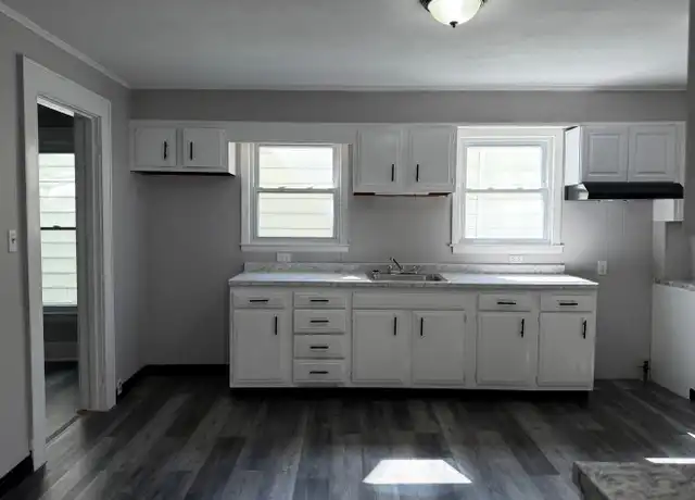 Property at 205 Lakeview Ave, Syracuse, NY, 13204, 3 beds, 1 bath, [object Object]