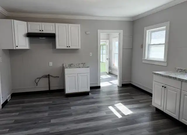 Property at 205 Lakeview Ave, Syracuse, NY, 13204, 3 beds, 1 bath, [object Object]