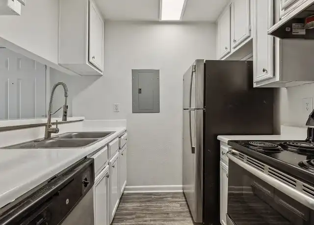 Property at Greenville East - 2015 N Garrett Ave, Dallas, TX, 75206, 1 bed, 1 bath, [object Object]