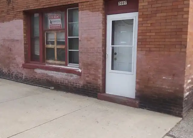 Property at 237 N 36th St Unit Lower Rear (Apt 5), Milwaukee, WI, 53208, 3 beds, 1 bath, [object Object]