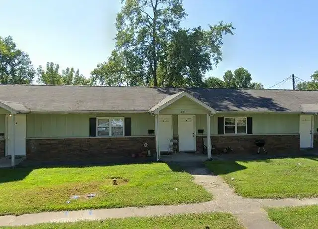 Property at 501 E Reeves St Unit C, Marion, IL, 62959, 2 beds, 1 bath, [object Object]