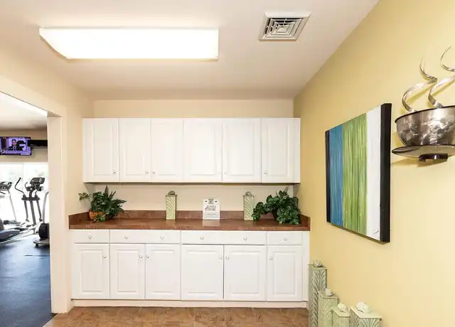 Property at Mariner's Cove Apartment Homes - 832 Blackfriars Ct, Virginia Beach, VA, 23455, 2 beds, 1 bath, [object Object]