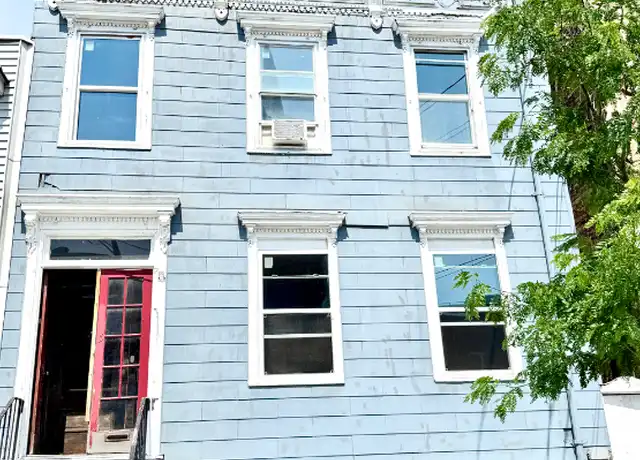 Property at 5 West St Unit 1, Albany, NY, 12206, 2 beds, 1 bath, [object Object]