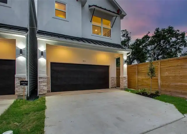 Property at 211 E 33rd St, Houston, TX, 77018, 3 beds, 2.5 baths, [object Object]