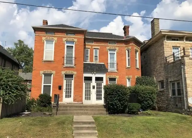 Property at 84 W 5th Ave Unit 865, Columbus, OH, 43201, 2 beds, 1 bath, [object Object]