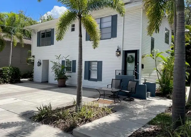 Property at 1904 W Bristol Ave, Tampa, FL, 33606, 2 beds, 1 bath, [object Object]