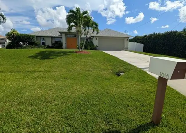 Property at 1818 SW 21st Ln, Cape Coral, FL, 33991, 3 beds, 2 baths, [object Object]