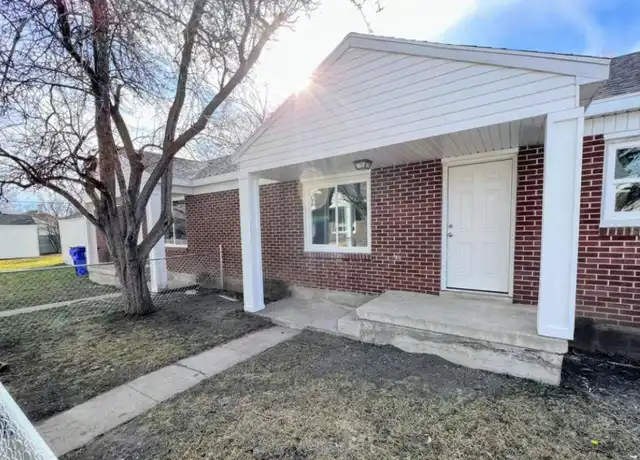 Property at 452 E Lambourne Ave Unit A, South Salt Lake, UT, 84115, 2 beds, 1 bath, [object Object]