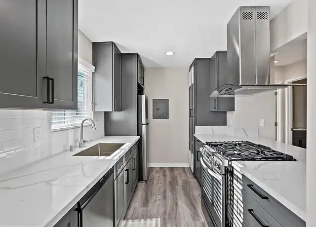 Property at 316 Beach Apartments - 316 16th St, Huntington Beach, CA, 92648, 2 beds, 1 bath, [object Object]