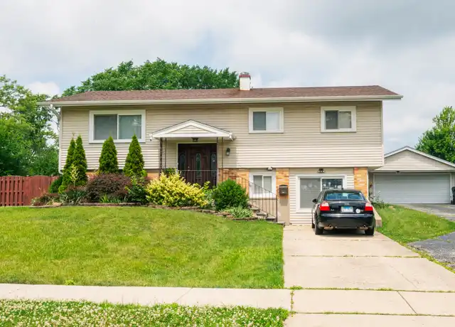 Property at 490 Amherst Ln, Hoffman Estates, IL, 60169, 4 beds, 2 baths, [object Object]