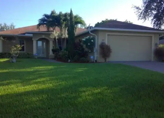 Property at 1009 SW 33rd Ter, Cape Coral, FL, 33914, 3 beds, 2 baths, [object Object]