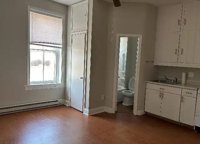 Property at 400 N Loudoun St, Winchester, VA, 22601, 1 bed, 1 bath, [object Object]