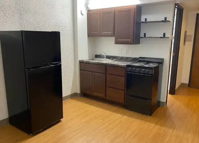 Property at 140 W Gorham St Unit 103, Madison, WI, 53703, 1 bed, 1 bath, [object Object]