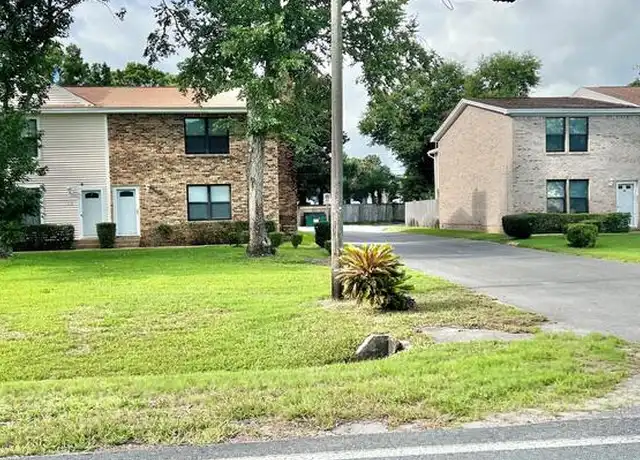Property at 116 4th Ave, Shalimar, FL, 32579, 3 beds, 2.5 baths, [object Object]