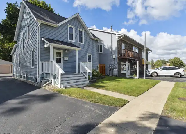Property at 395 Center St, Grayslake, IL, 60030, 3 beds, 1 bath, [object Object]