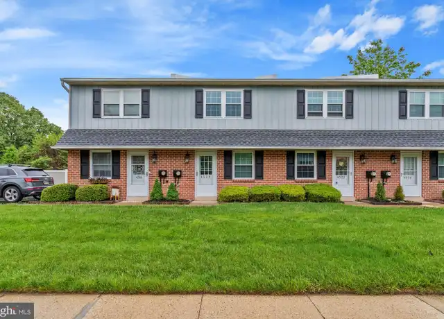 Property at 4520 Rosemarie Dr, Bensalem, PA, 19020, 2 beds, 1.5 baths, [object Object]