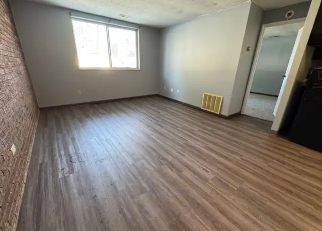 Property at 2769 Queen City Ave Unit 14, Cincinnati, OH, 45238, 1 bed, 1 bath, [object Object]
