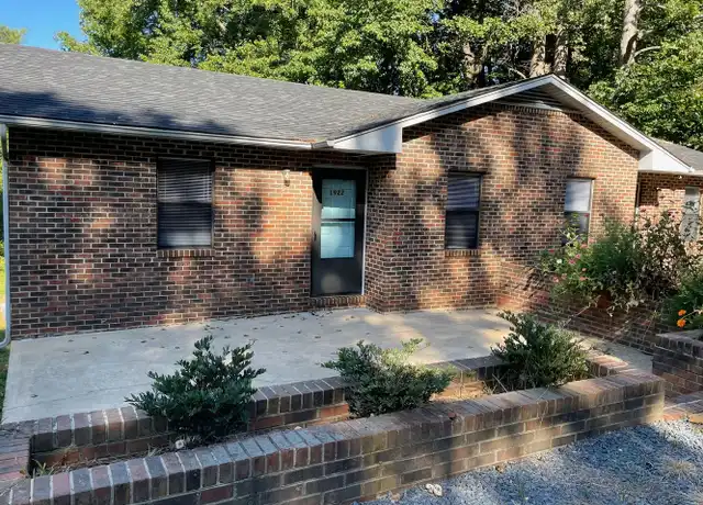 Property at 1920 Dennis St, Asheboro, NC, 27205, 2 beds, 1 bath, [object Object]