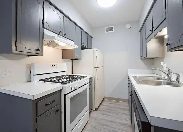 Property at Westbrook Terrace - 2520 S 60th St, Omaha, NE, 68106, 1 bed, 1 bath, [object Object]