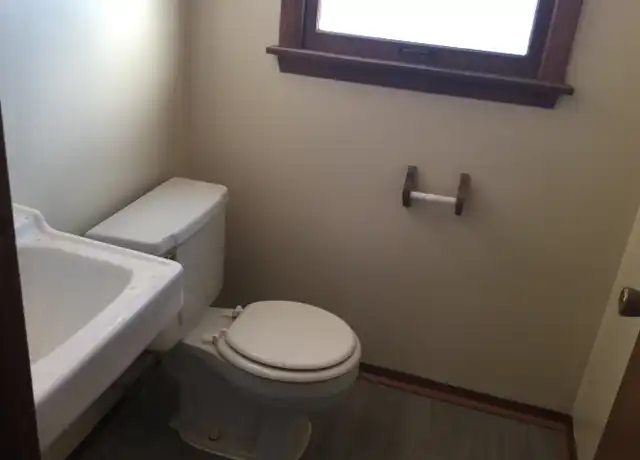 Property at 9727 W Reichert Pl Unit 9729 right side, Milwaukee, WI, 53225, 3 beds, 1.5 baths, [object Object]