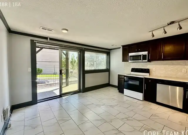 Property at 4544 Summit St Unit 1, Kansas City, MO, 64111, 1 bed, 1 bath, [object Object]