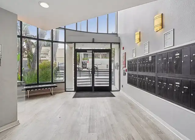 Property at 4532 Murietta Ave, Sherman Oaks, CA, 91423, 2 beds, 2 baths, [object Object]