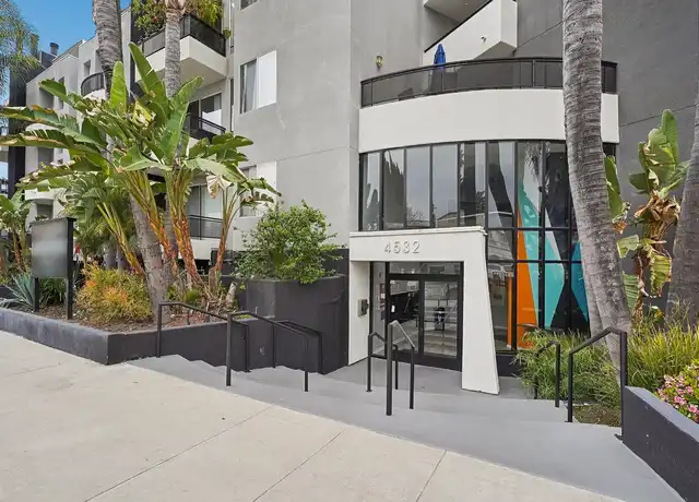 Property at 4532 Murietta Ave, Sherman Oaks, CA, 91423, 2-3 beds, 2 baths, [object Object]