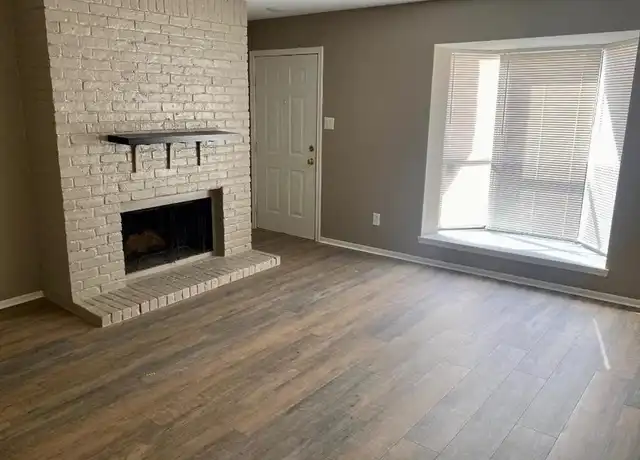 Property at 2003 Place Rebecca Ln Unit E2, Houston, TX, 77090, 2 beds, 2.5 baths, [object Object]