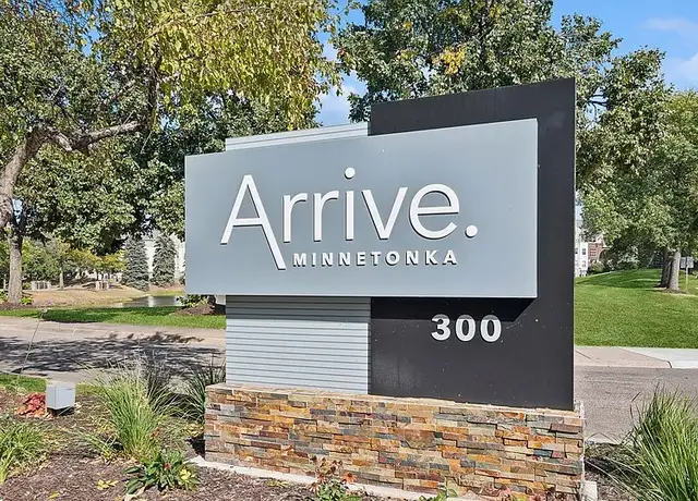 Photo of 300 Carlson Pkwy, Hopkins, MN 55305