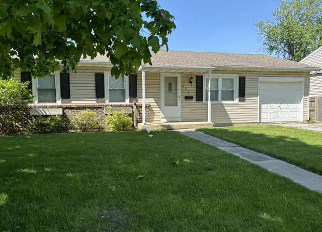 Property at 252 Marilyn Ave, Glendale Heights, IL, 60139, 3 beds, 1 bath, [object Object]