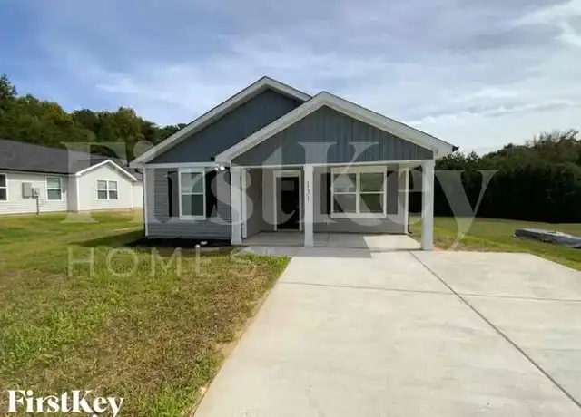 Property at 131 Fir Dr, Winston Salem, NC, 27107, 3 beds, 2 baths, [object Object]