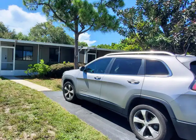 Property at 560 7th Pl, Vero Beach, FL, 32962, 1 bed, 1 bath, [object Object]