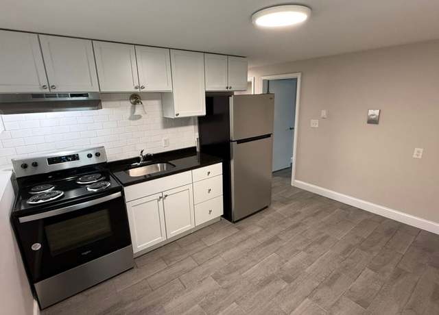 Photo of 12 Perry St Apt 13, North Grafton, MA 01536