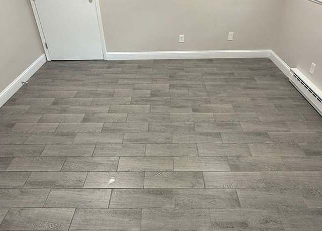 Photo of 12 Perry St Apt 13, North Grafton, MA 01536