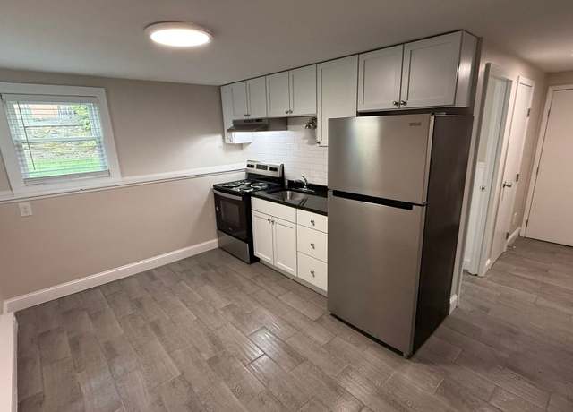 Photo of 12 Perry St Apt 13, North Grafton, MA 01536