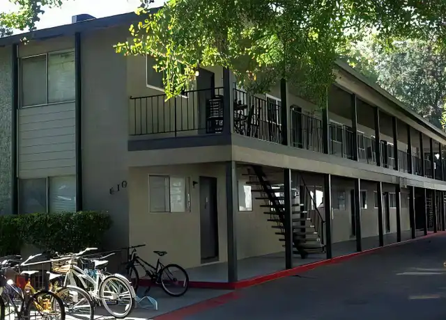 Property at 630 W 4th St, Chico, CA, 95928, 2 beds, 1 bath, [object Object]