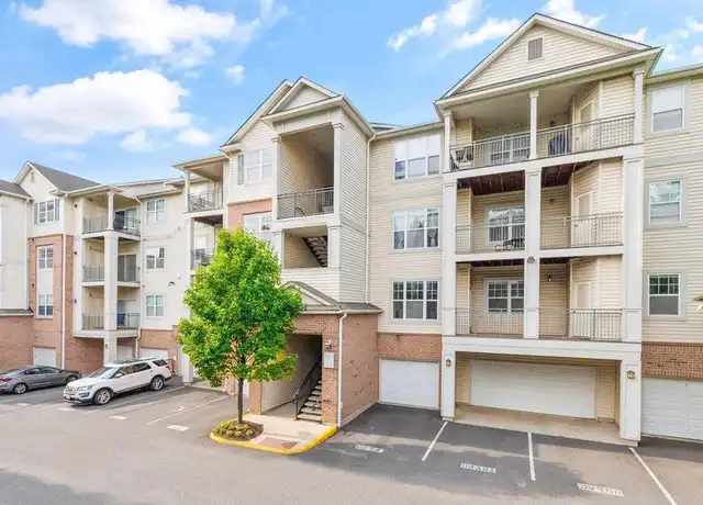 Property at 12100 Garden Grove Cir #204, Fairfax, VA, 22030, 3 beds, 2 baths, [object Object]