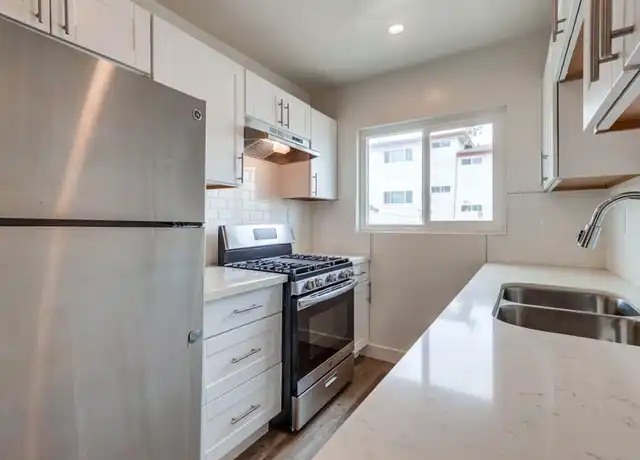 Property at 4037 W 28th St, Los Angeles, CA, 90018, 1 bed, 1 bath, [object Object]