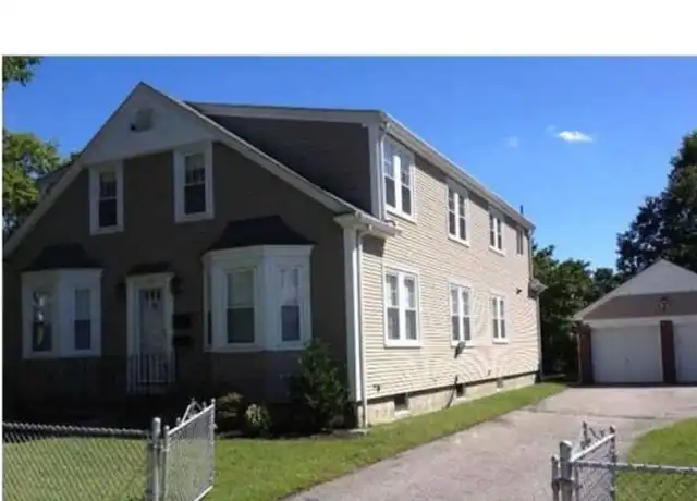 Property at 104 Naples Ave, Providence, RI, 02908, 3 beds, 1 bath, [object Object]