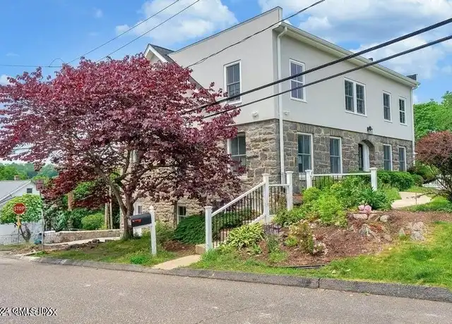 Property at 67 Byram Terrace Dr Unit 4, Greenwich, CT, 06831, 2 beds, 1 bath, [object Object]