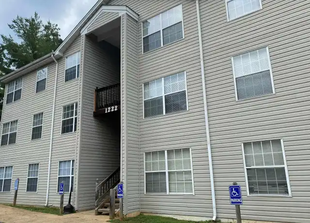 Property at 1220 Smith St, Charlottesville, VA, 22901, 2 beds, 1 bath, [object Object]